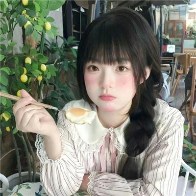 青青河畔草